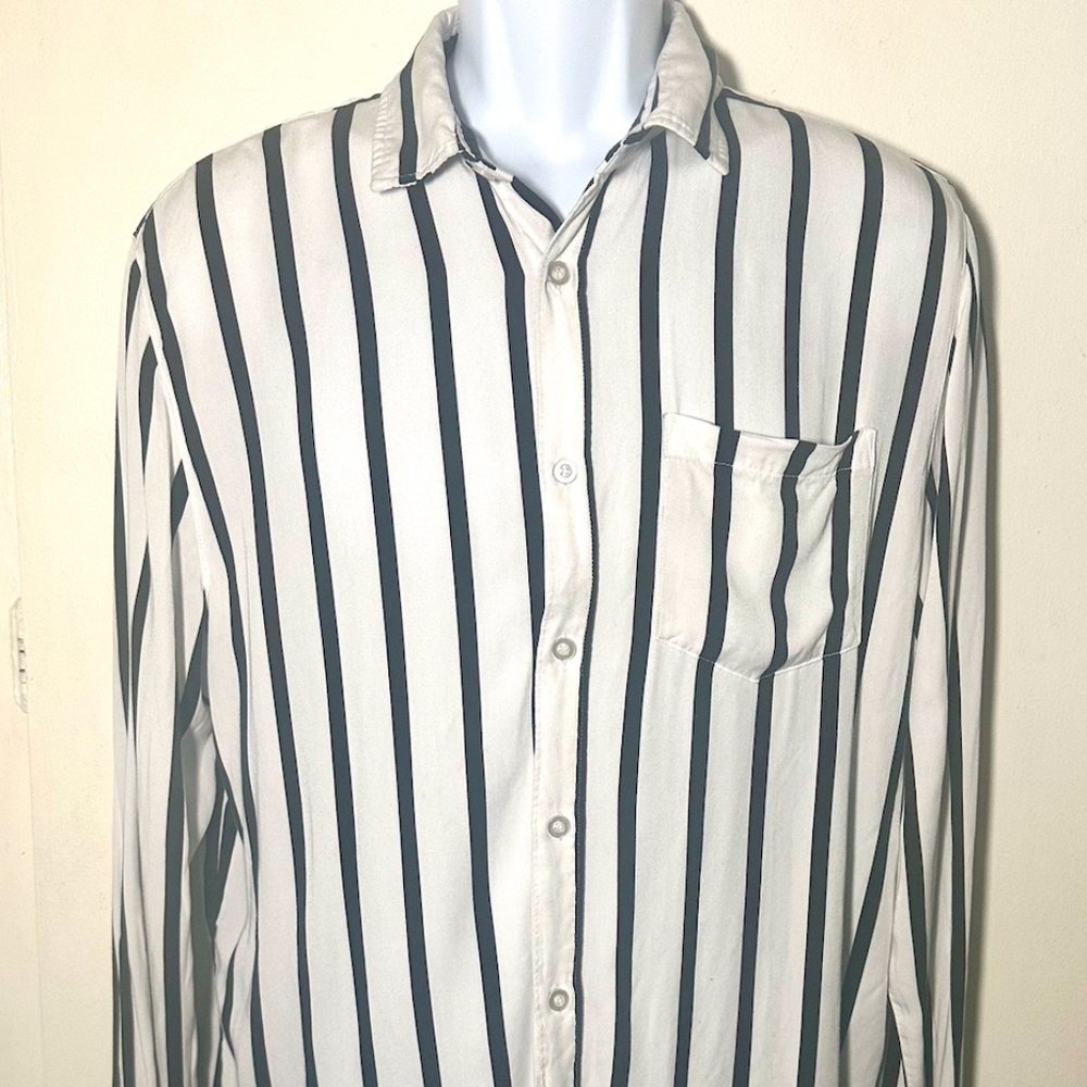 Forever21 Black and White Striped Button Up
